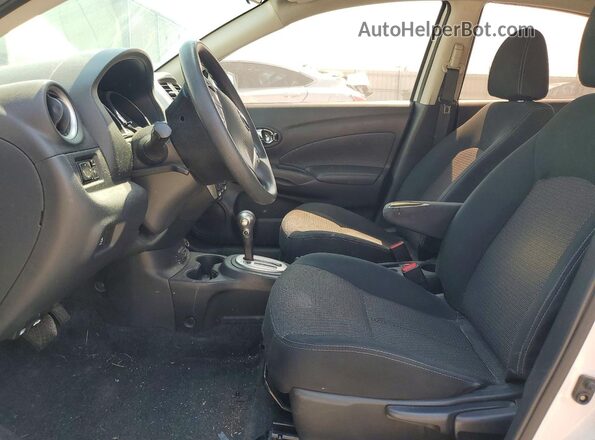 3N1CN7AP2KL881084 2019 NISSAN VERSA White წინა სალონის ხედი