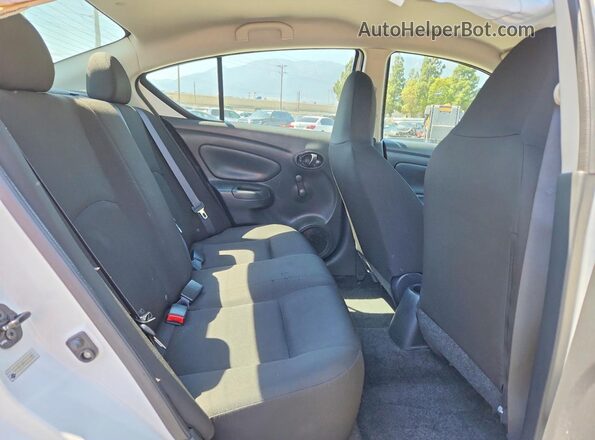 3N1CN7AP3GL826943 2016 NISSAN VERSA Белый 