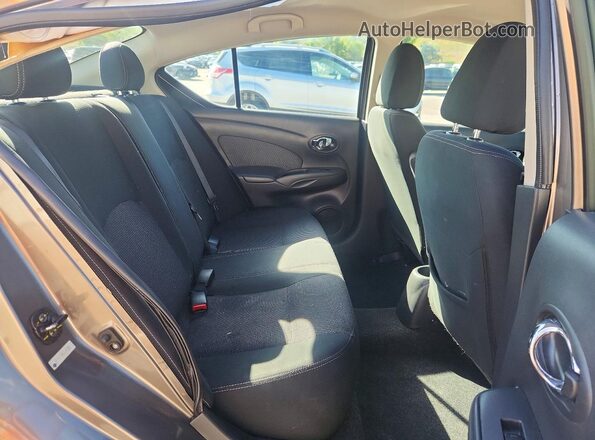 3N1CN7AP3GL840695 2016 NISSAN VERSA Gray უკანა სავარძლების ხედი