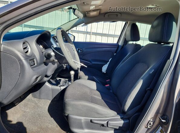 3N1CN7AP3GL840695 2016 NISSAN VERSA Gray წინა სალონის ხედი