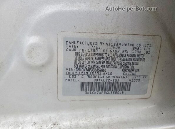 3N1CN7AP3GL852068 2016 NISSAN VERSA Silver Widok komory silnika