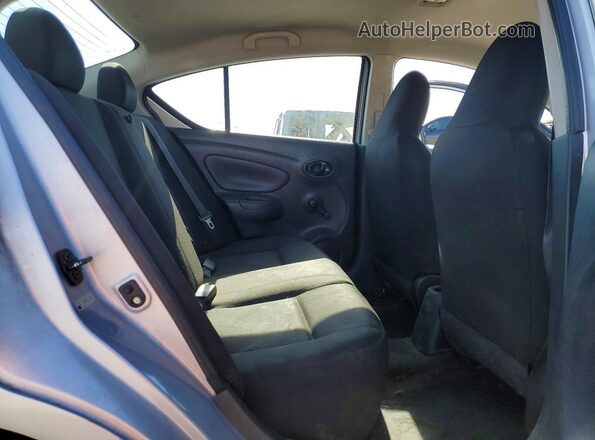3N1CN7AP3GL883286 2016 NISSAN VERSA Silver Widok tylnych siedzeń