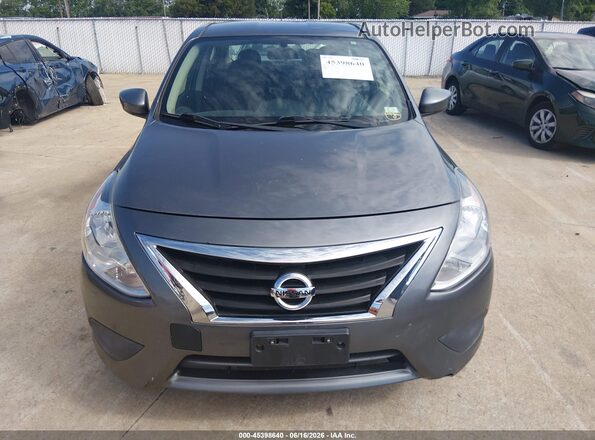 3N1CN7AP3HL848314 2017 NISSAN VERSA Gray Widok z przodu