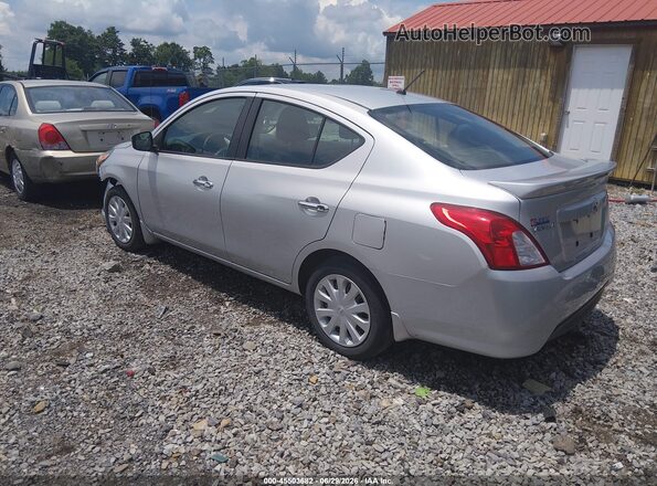 3N1CN7AP3KL810038 2019 NISSAN VERSA Серебряный Задняя левая четверть