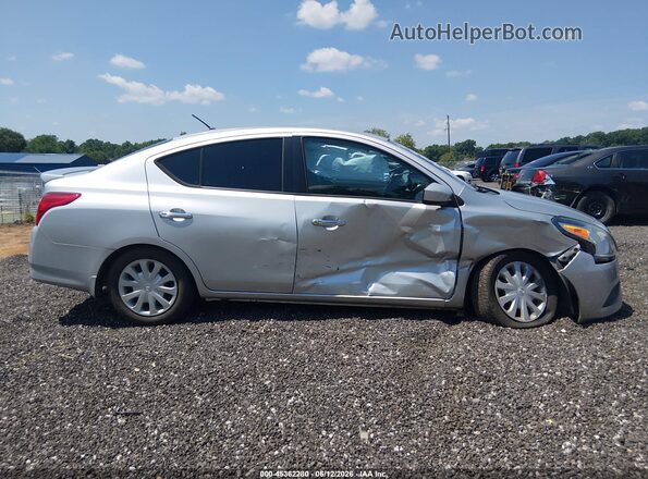 3N1CN7AP4GL827390 2016 NISSAN VERSA Silver უკანა სალონის ხედი