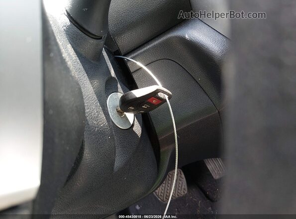 3N1CN7AP4HL842618 2017 NISSAN VERSA Белый Вид панели приборов