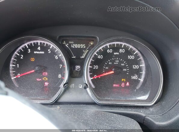3N1CN7AP4JL830992 2018 NISSAN VERSA Red Widok tylnych siedzeń