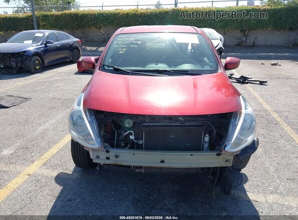 3N1CN7AP4JL830992 2018 NISSAN VERSA Red Widok wnętrza 360 stopni