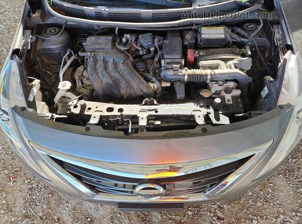 3N1CN7AP4KL865033 2019 NISSAN VERSA Gray Widok wnętrza z tyłu