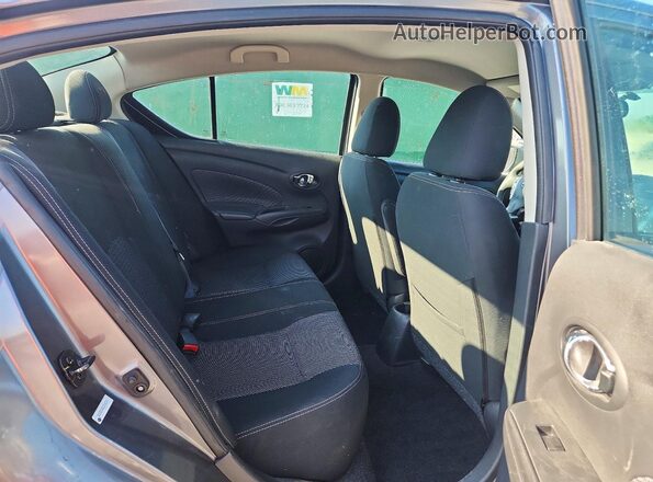 3N1CN7AP5JL818026 2018 NISSAN VERSA Gray Rear seats view
