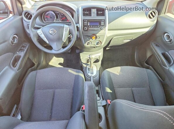 3N1CN7AP6GL865915 2016 NISSAN VERSA Red Вид панелі приладів