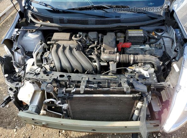 3N1CN7AP6JL859667 2018 NISSAN VERSA Silver Widok wnętrza z tyłu