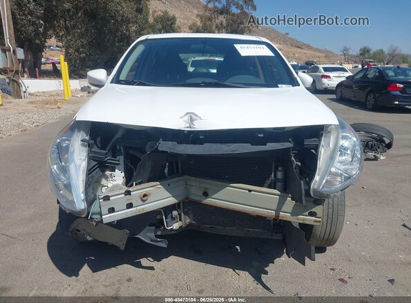 3N1CN7AP7JL802149 2018 NISSAN VERSA White Vista interior trasera