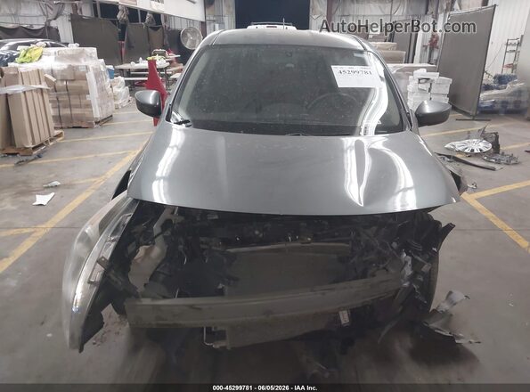 3N1CN7AP7JL886022 2018 NISSAN VERSA Серый Вид панели приборов