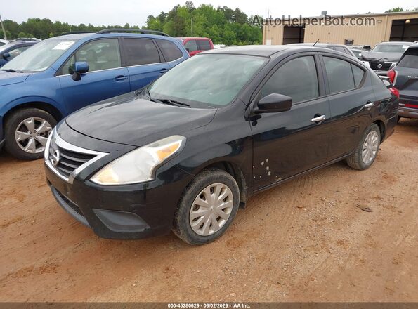 3N1CN7AP8GL874244 2016 NISSAN VERSA Черный Передняя левая четверть