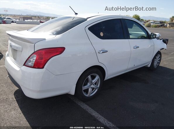 3N1CN7AP9GL906697 2016 NISSAN VERSA Белый Задняя правая четверть