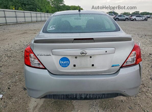 3N1CN7APXGL852844 2016 NISSAN VERSA Silver Հետևի տեսք