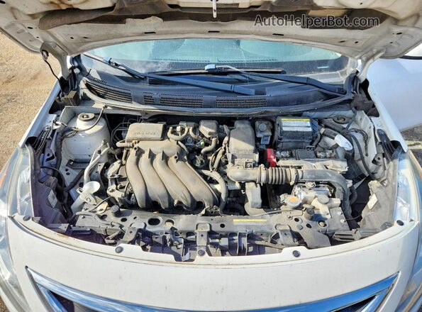 3N1CN7APXHL848357 2017 NISSAN VERSA White Vista interior trasera