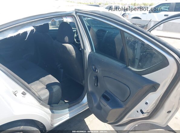 3N1CN7APXJL835808 2018 NISSAN VERSA Silver VIN կոդի պիտակի տեսք
