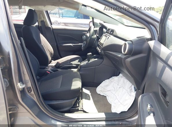 3N1CN8DV0LL808863 2020 NISSAN VERSA Серый Вид салона спереди