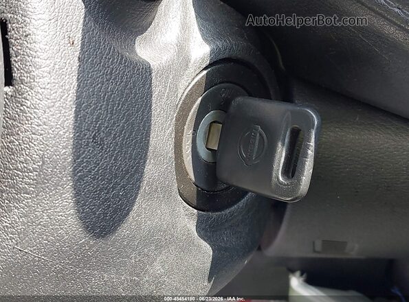 3N1CN8DV0PL829153 2023 NISSAN VERSA Серебряный Вид панели приборов