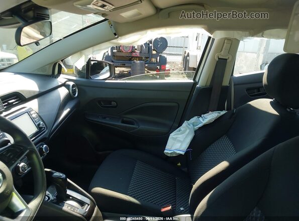 3N1CN8DV2ML907671 2021 NISSAN VERSA White Вид салону спереду