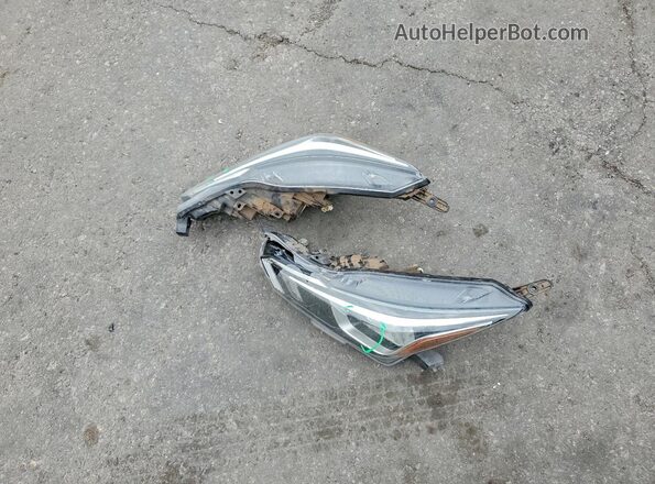 3N1CN8DV4LL832079 2020 NISSAN VERSA Blue Вид підкапотного простору