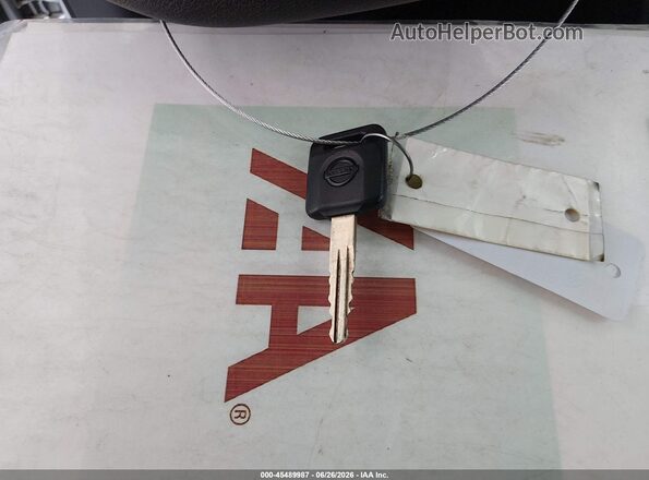 3N1CN8DV7SL831216 2025 NISSAN VERSA Silver წინა პანელის ხედი