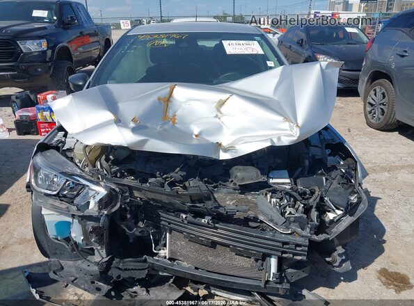 3N1CN8DV8ML856483 2021 NISSAN VERSA Silver წინა ხედი