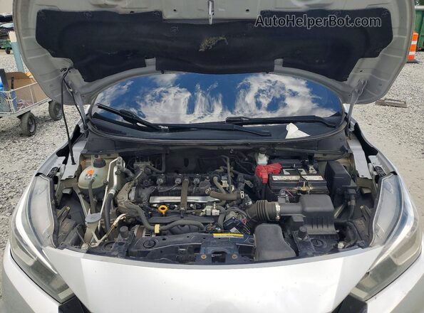 3N1CN8DVXLL844074 2020 NISSAN VERSA Silver Widok wnętrza z tyłu