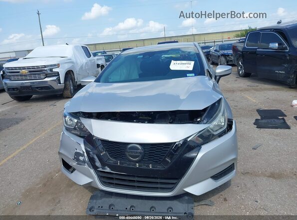 3N1CN8EV0LL821238 2020 NISSAN VERSA Silver Widok zestawu wskaźników