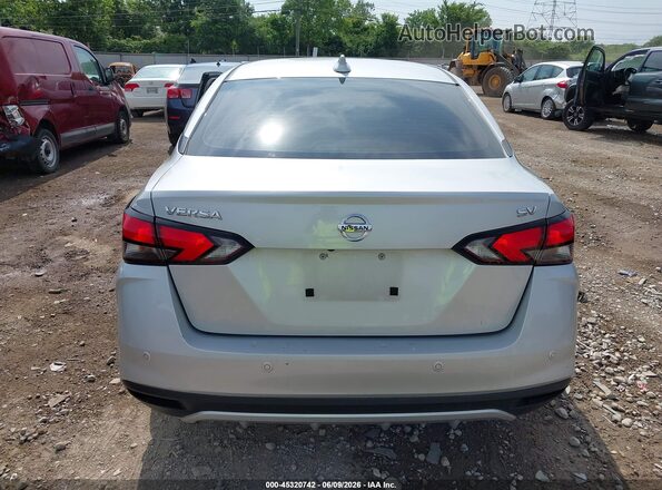 3N1CN8EV0ML826358 2021 NISSAN VERSA Silver 