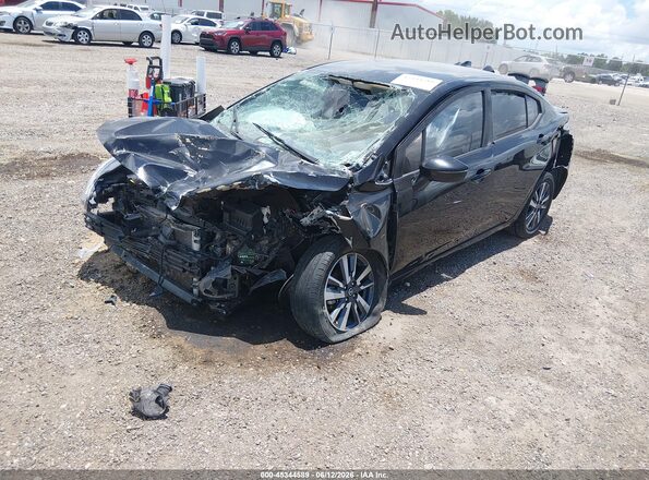 3N1CN8EV2LL826859 2020 NISSAN VERSA Черный Передняя левая четверть