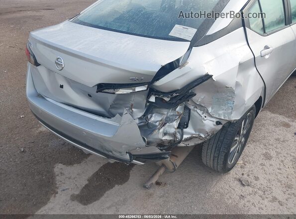 3N1CN8EV2ML875481 2021 NISSAN VERSA Silver Vista frontal