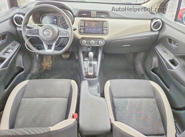 3N1CN8EV2ML925859 2021 NISSAN VERSA Red Widok deski rozdzielczej
