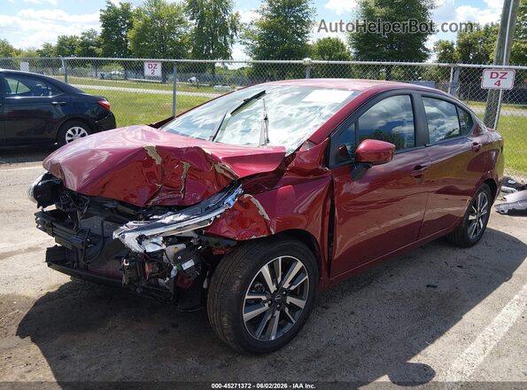 3N1CN8EV2SL817254 2025 NISSAN VERSA Red Vista tres cuartos delantera izquierda