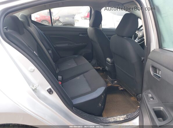 3N1CN8EV3PL863375 2023 NISSAN VERSA Silver VIN կոդի պիտակի տեսք