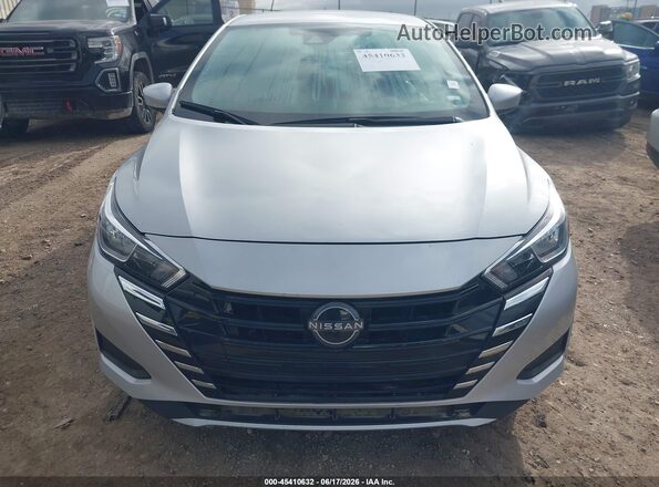 3N1CN8EV3PL863375 2023 NISSAN VERSA Silver Սարքավորումների վահանակի տեսք