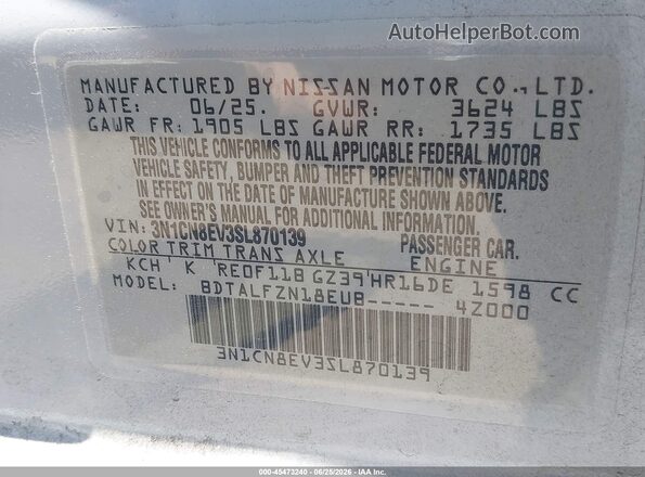 3N1CN8EV3SL870139 2025 NISSAN VERSA Silver Widok komory silnika