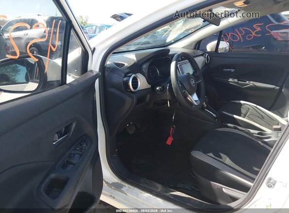 3N1CN8EV4ML841302 2021 NISSAN VERSA White Front interior view
