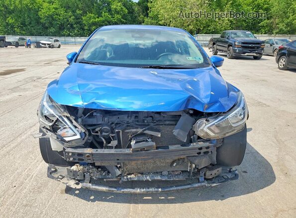 3N1CN8EV6ML835596 2021 NISSAN VERSA Blue Widok z przodu