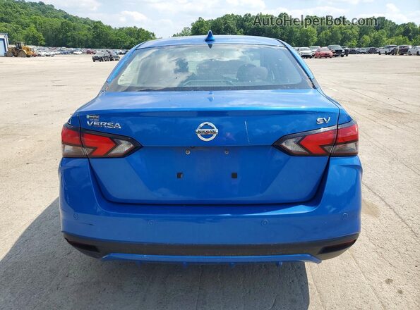 3N1CN8EV6ML835596 2021 NISSAN VERSA Blue Widok z tyłu