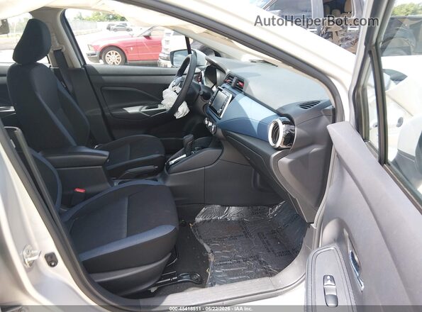 3N1CN8EV6SL844523 2025 NISSAN VERSA White Widok wnętrza z przodu
