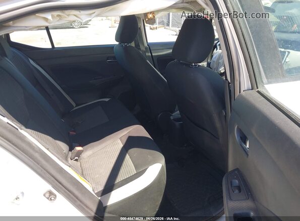 3N1CN8EV7ML828009 2021 NISSAN VERSA Gray Вид наклейки з VIN-кодом
