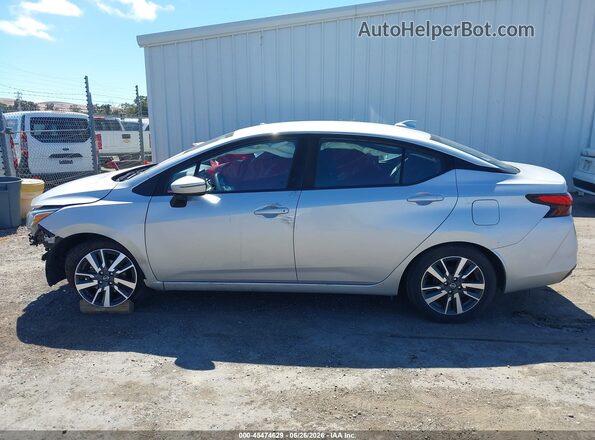 3N1CN8EV7ML828009 2021 NISSAN VERSA Gray 