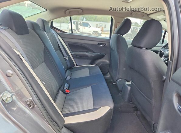 3N1CN8EV7NL871069 2022 NISSAN VERSA Gray 