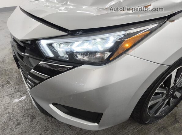 3N1CN8EV7SL870998 2025 NISSAN VERSA Silver 