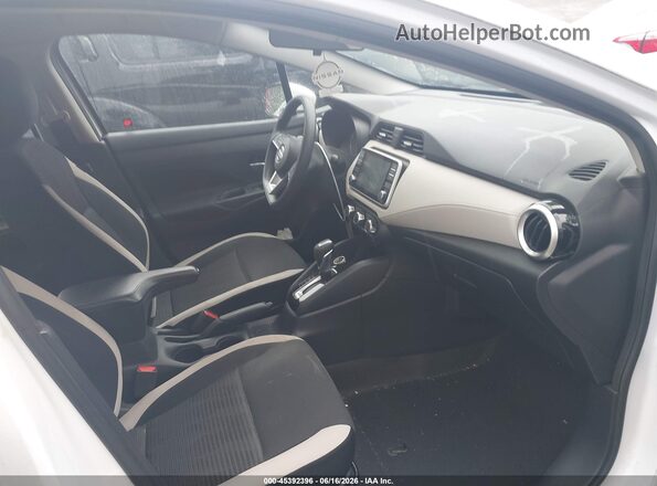3N1CN8EV8ML897338 2021 NISSAN VERSA White Vista interior delantera