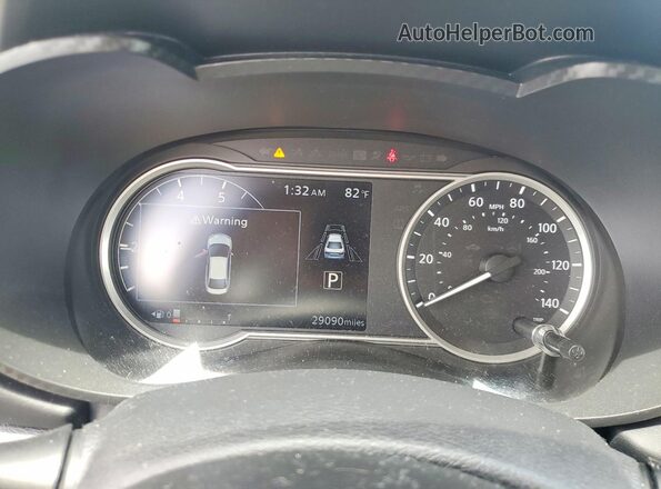 3N1CN8FV2LL892746 2020 NISSAN VERSA Silver Instrument cluster view