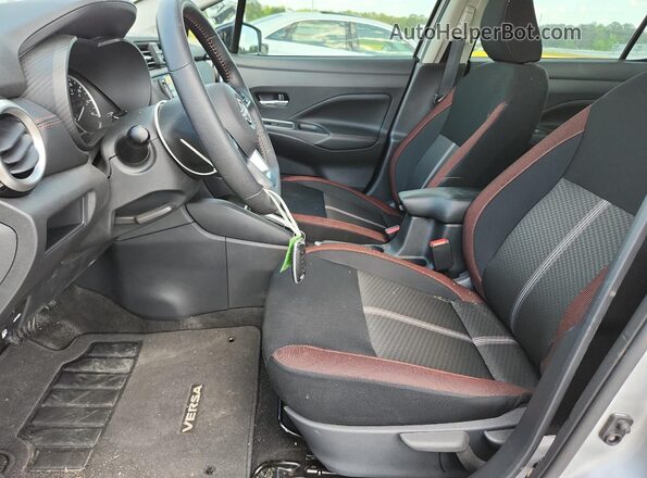 3N1CN8FV3SL861441 2025 NISSAN VERSA Silver Front interior view